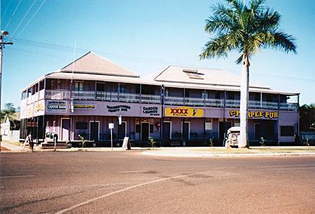 Aussie pub in Normanton Queensland